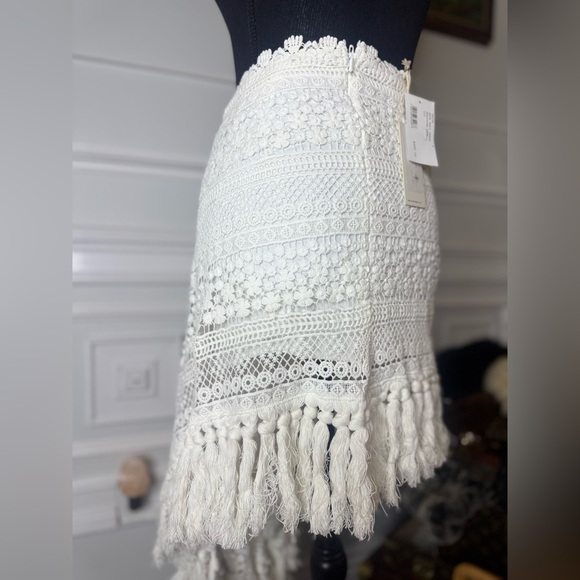 JUST BEE QUEEN
Bali Crochet Mini Skirt - Picture 6 of 17